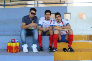 Andrea D'Aquino, al centro, con la maglia della squadra di calcio sezionale, al torneo dell'amicizia 2014